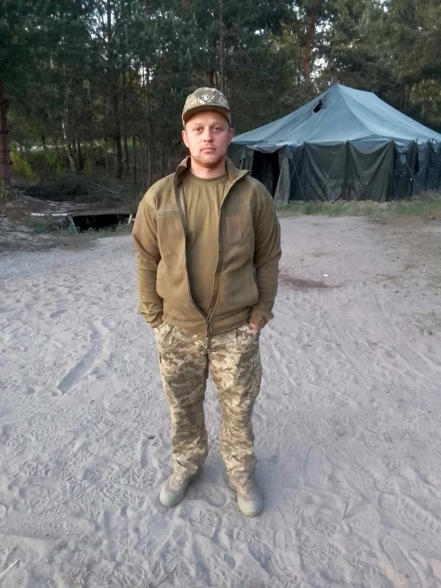 Пам'яті мужнього воїна, захисника та Героя Руслана Шиндирука з Барської громади