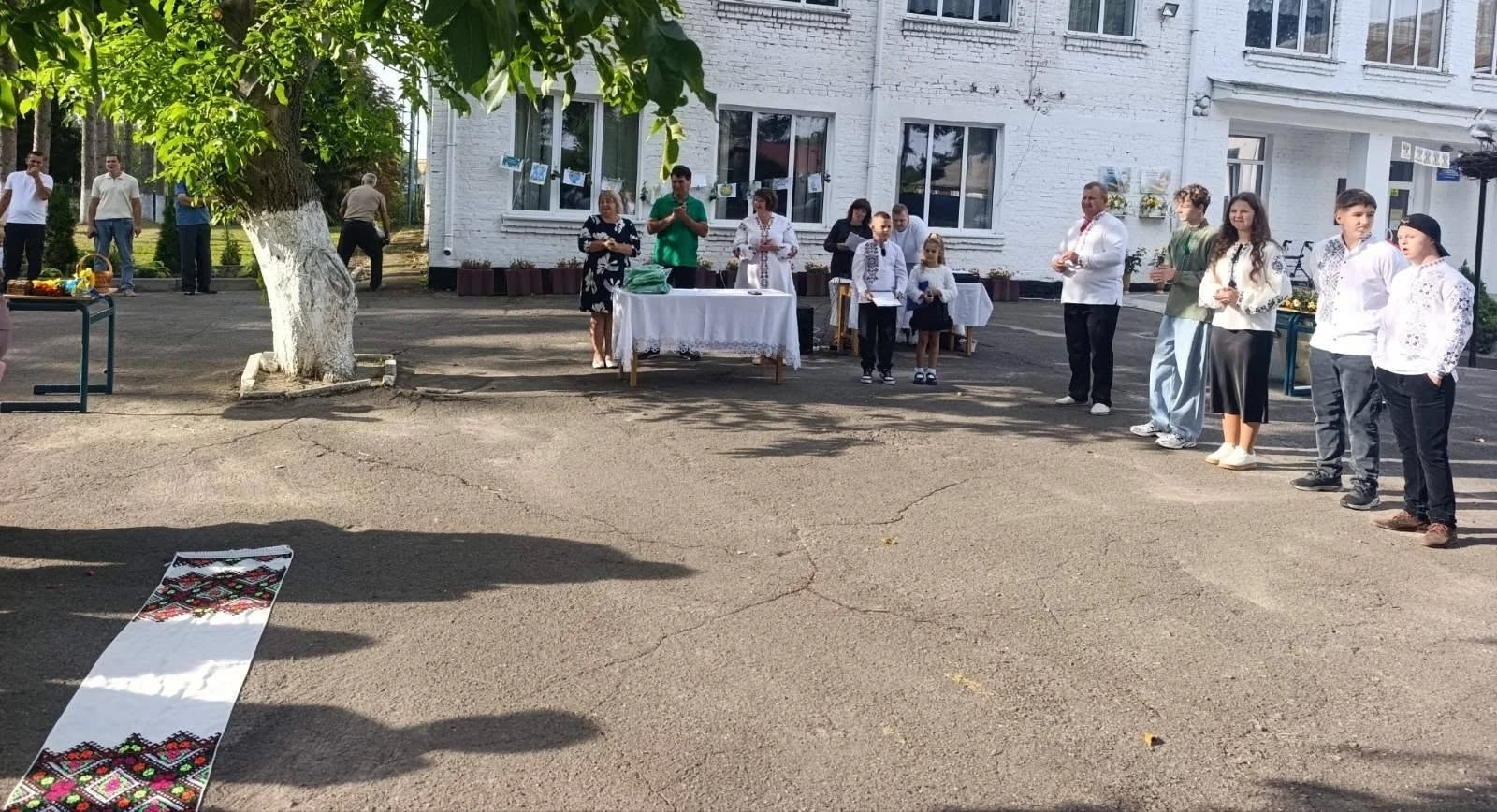 Перший дзвоник у селах Барської громади: як розпочався новий навчальний рік