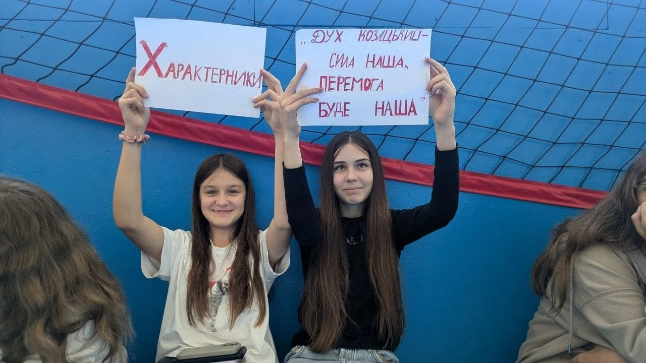 Подякували захисникам та провели козацькі змагання: як у Барському ліцеї №2 відзначили 1 жовтня