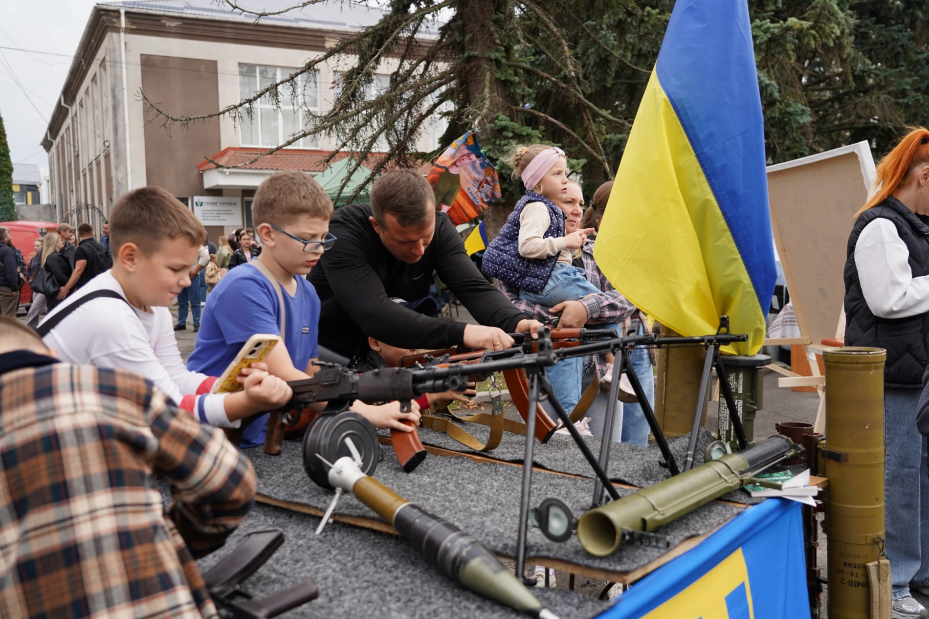 15 поєдинків, лицарські бої та локації пам’яті: як у м. Бар відбувся «Турнір Героїв»