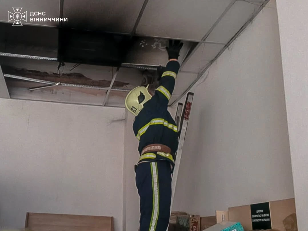 У Слободі-Ялтушківській Барської громади горіла покрівля сільського клубу