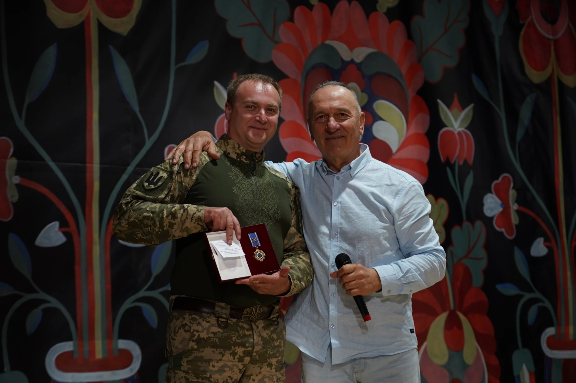Вистави, гастролі, війна і нові прем'єри: якими були перші 10 років Барського МХАТу