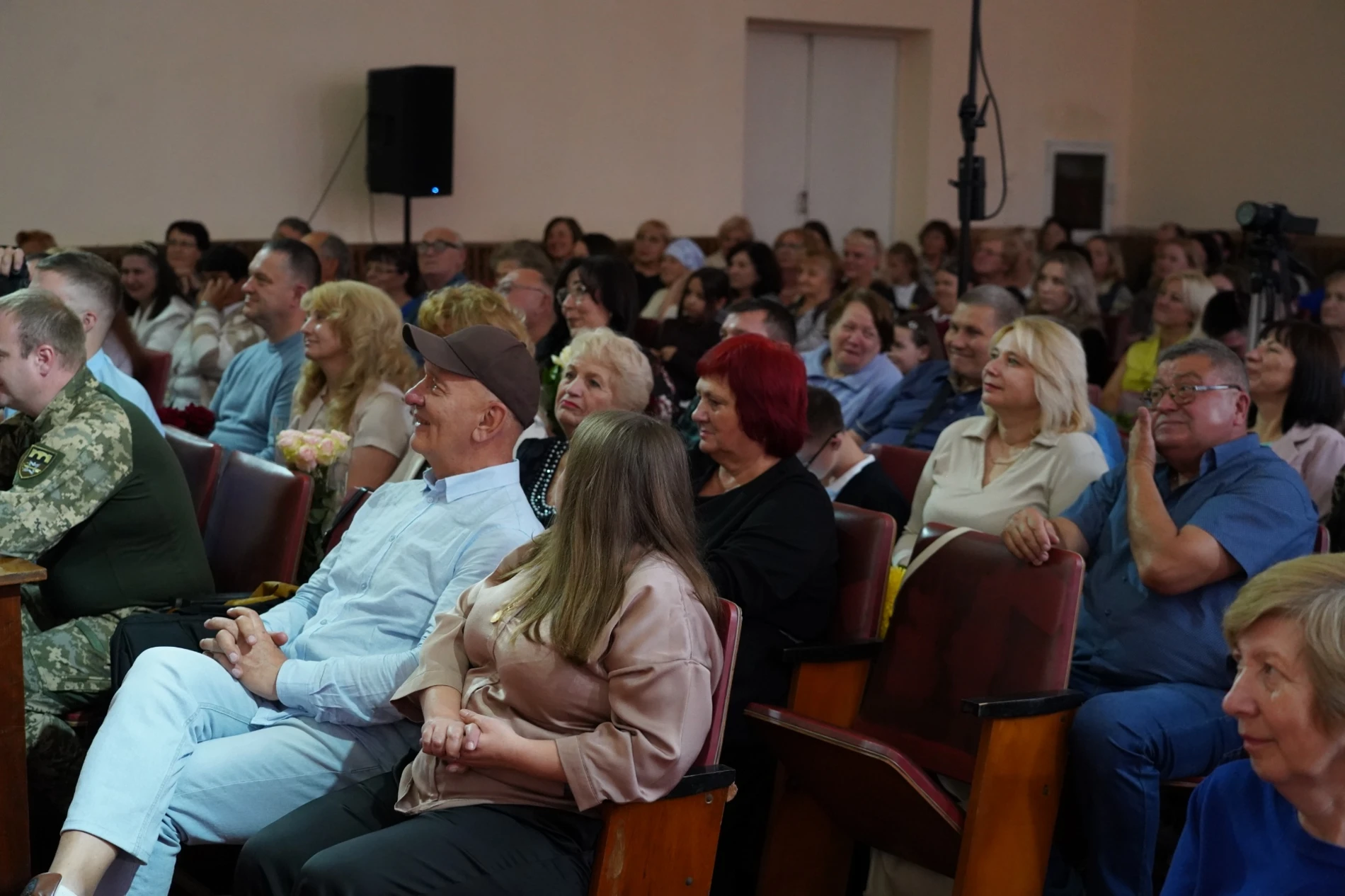 Вистави, гастролі, війна і нові прем'єри: якими були перші 10 років Барського МХАТу