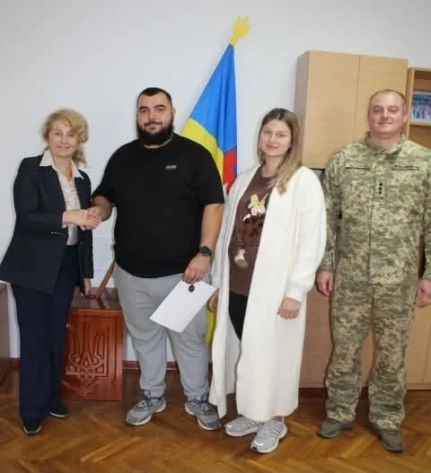 Захисника з Барської громади Олександра Ковальчука нагородили відзнакою
