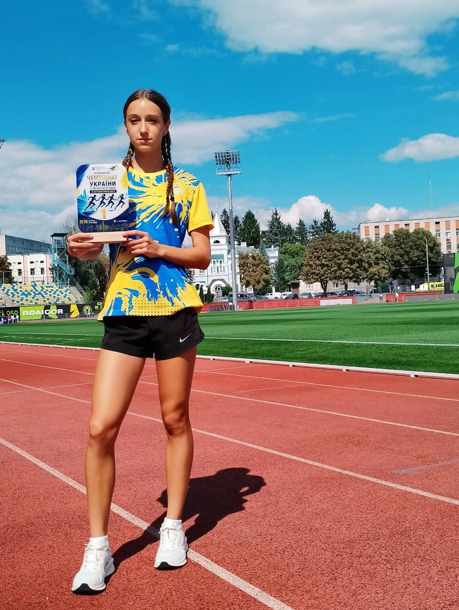 Легкоатлети з Бара вибороли дві бронзові нагороди на чемпіонаті України