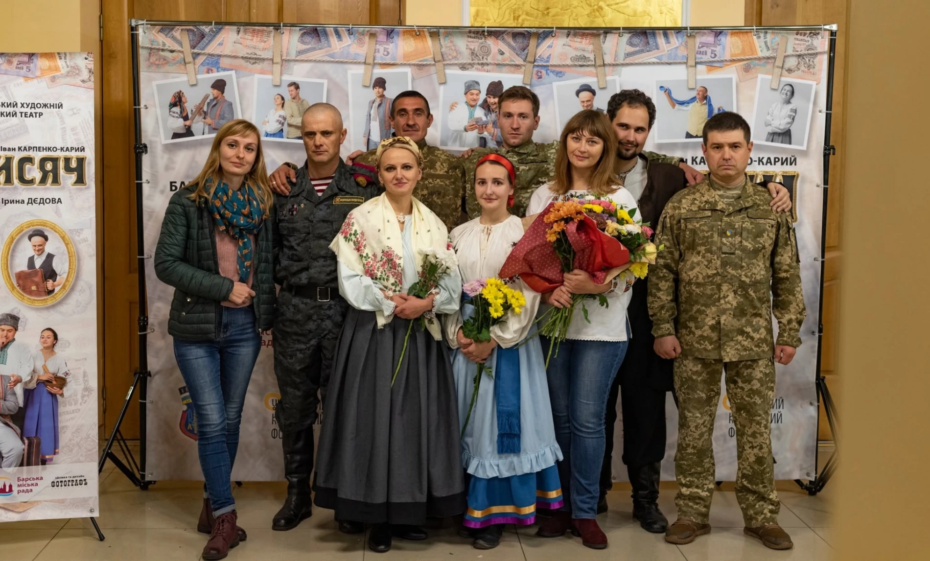 Вистави, гастролі, війна і нові прем'єри: якими були перші 10 років Барського МХАТу