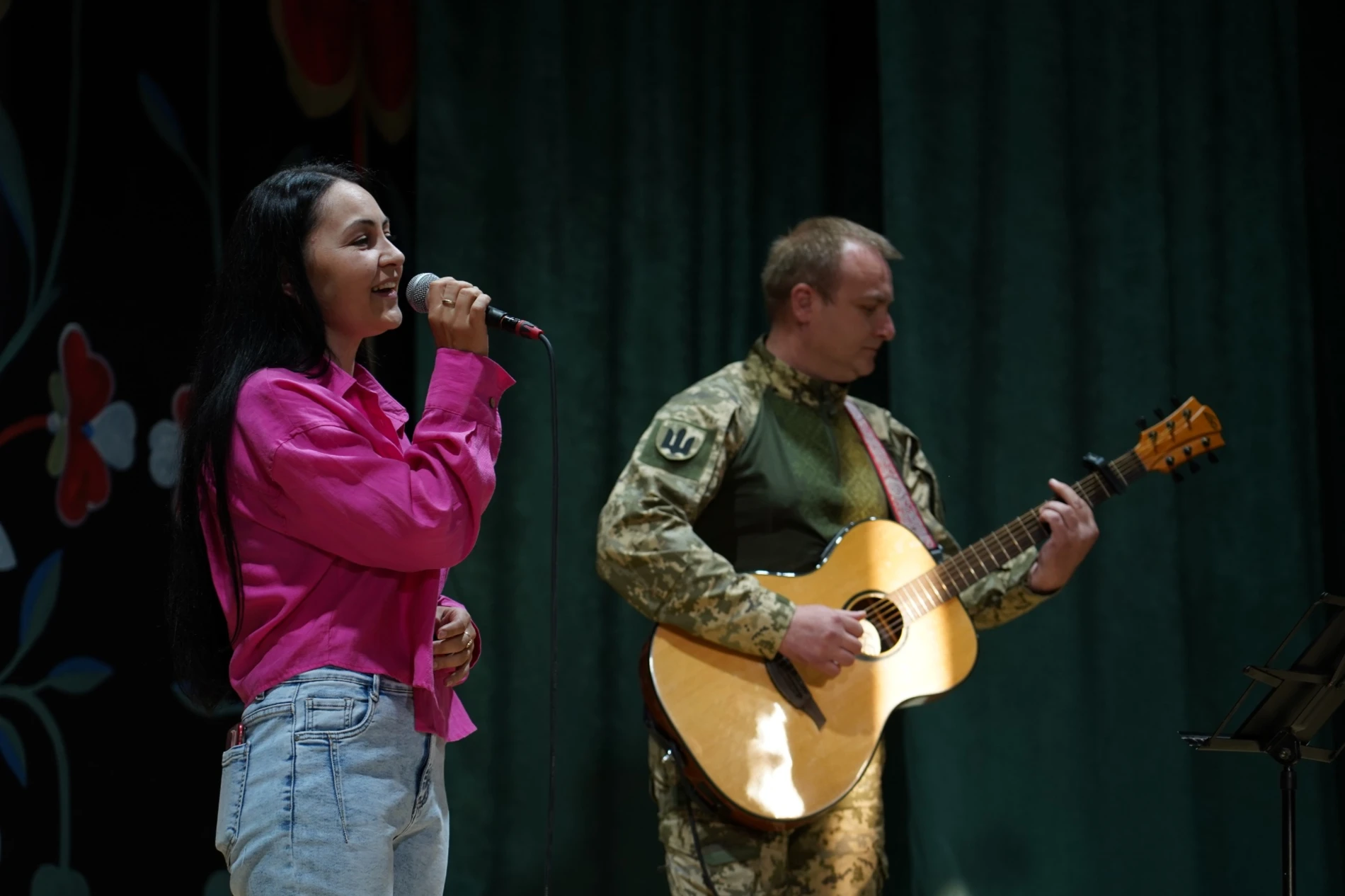 Вистави, гастролі, війна і нові прем'єри: якими були перші 10 років Барського МХАТу