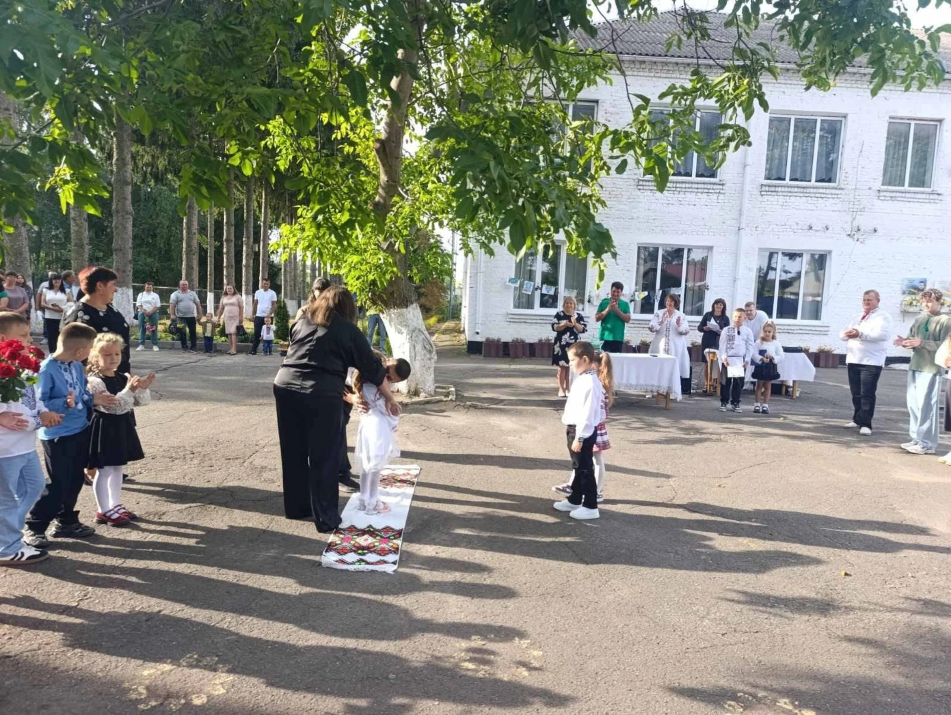 Перший дзвоник у селах Барської громади: як розпочався новий навчальний рік
