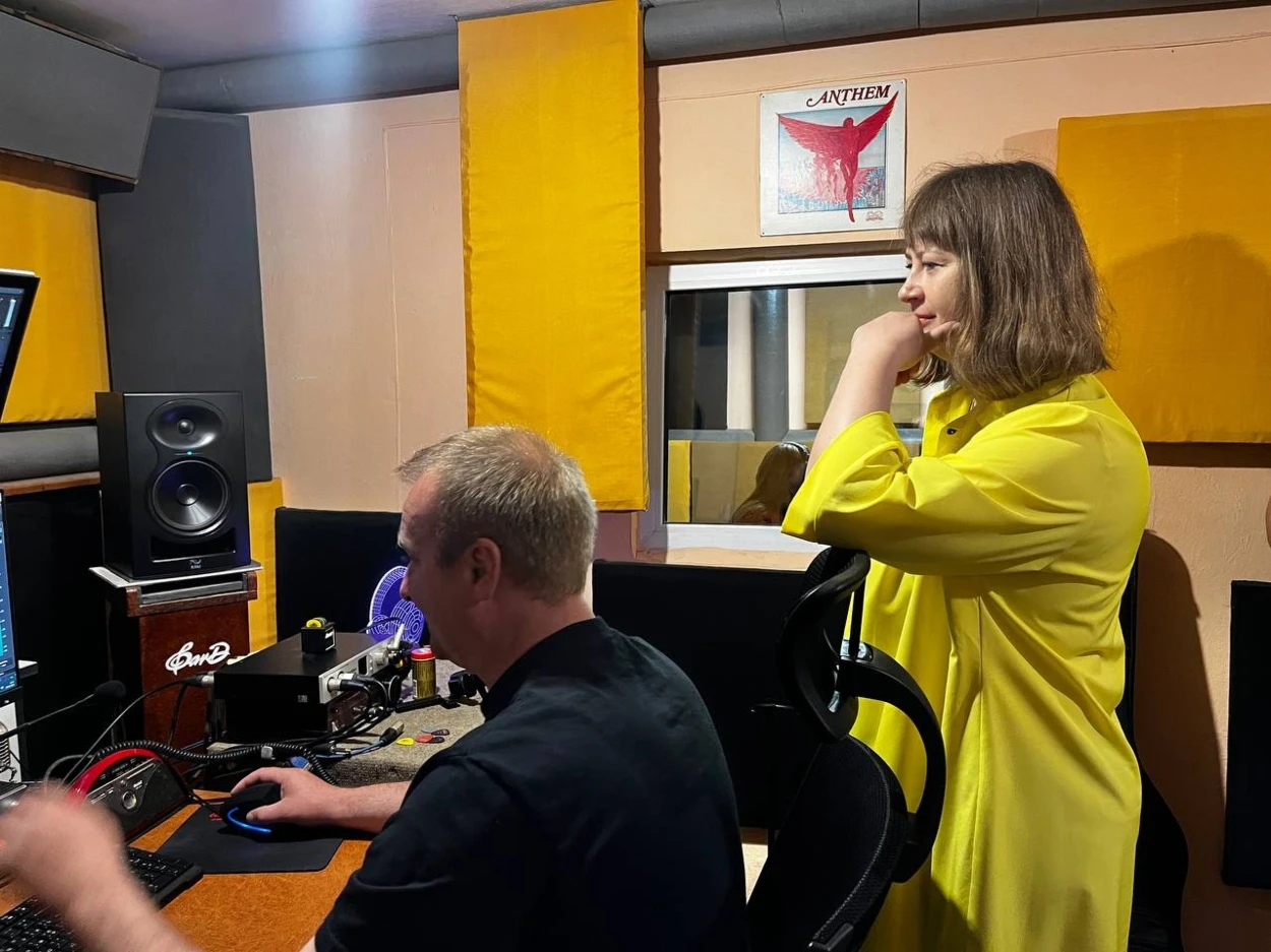 Вісім голосів і вісім історій: як Барський МХАТ створює нову радіовиставу