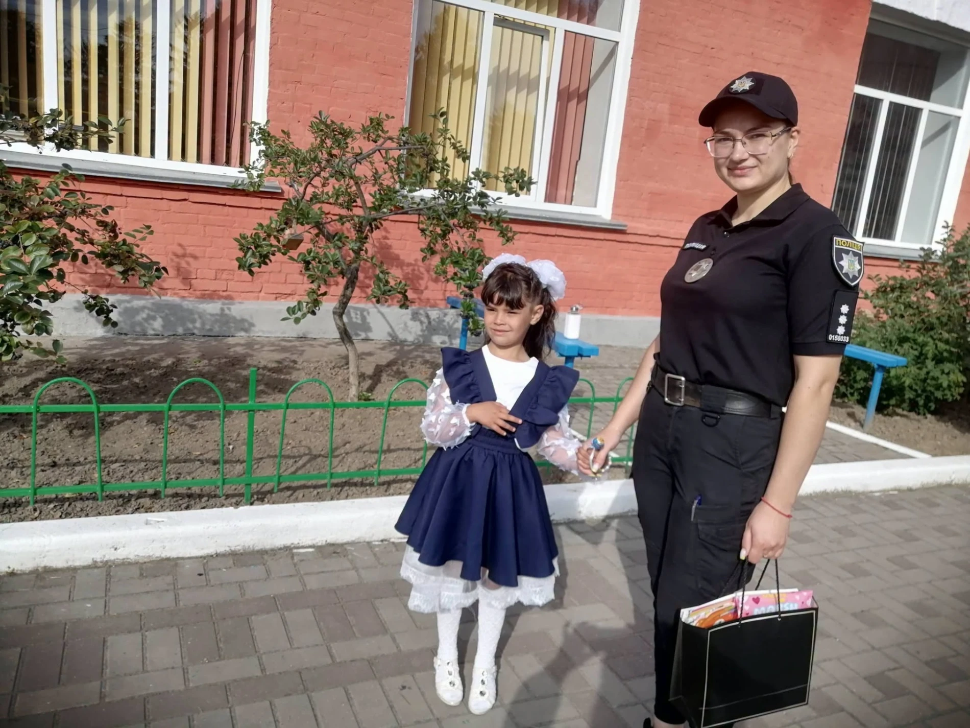Перший дзвоник у школах Бара: святкові лінійки, безкоштовні обіди та освітні зміни