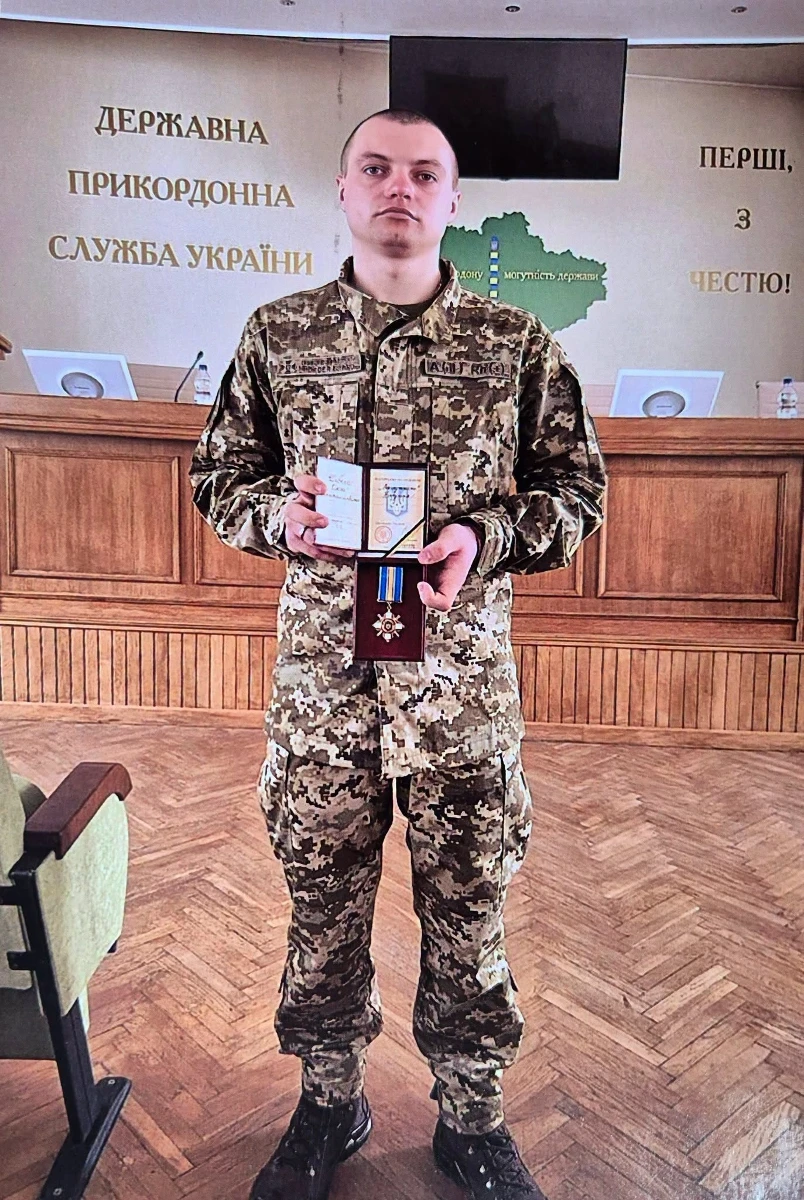 Пам'яті мужнього воїна, захисника та Героя Олега Шибека з с. Балки Барської громади