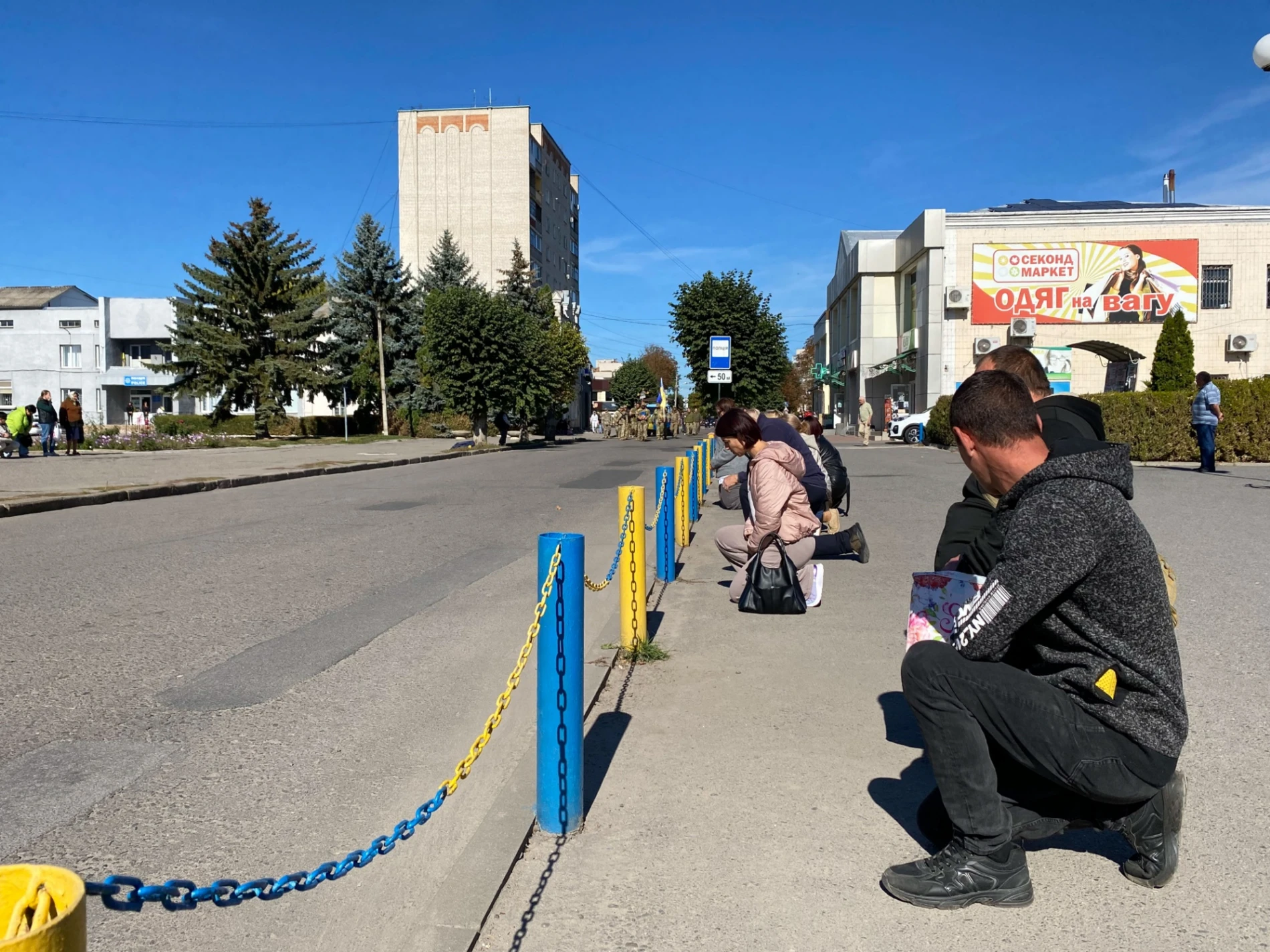 Барська громада попрощалася із Захисником Ярославом Мельніковим