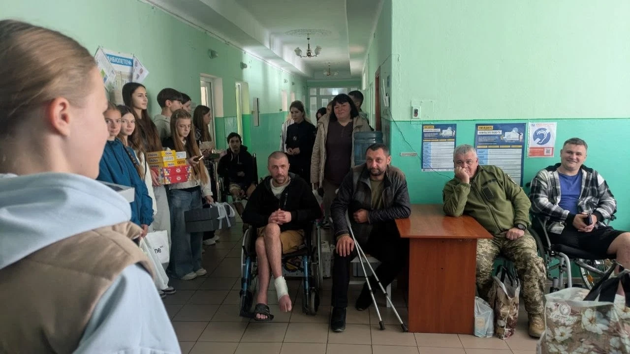 Подякували захисникам та провели козацькі змагання: як у Барському ліцеї №2 відзначили 1 жовтня