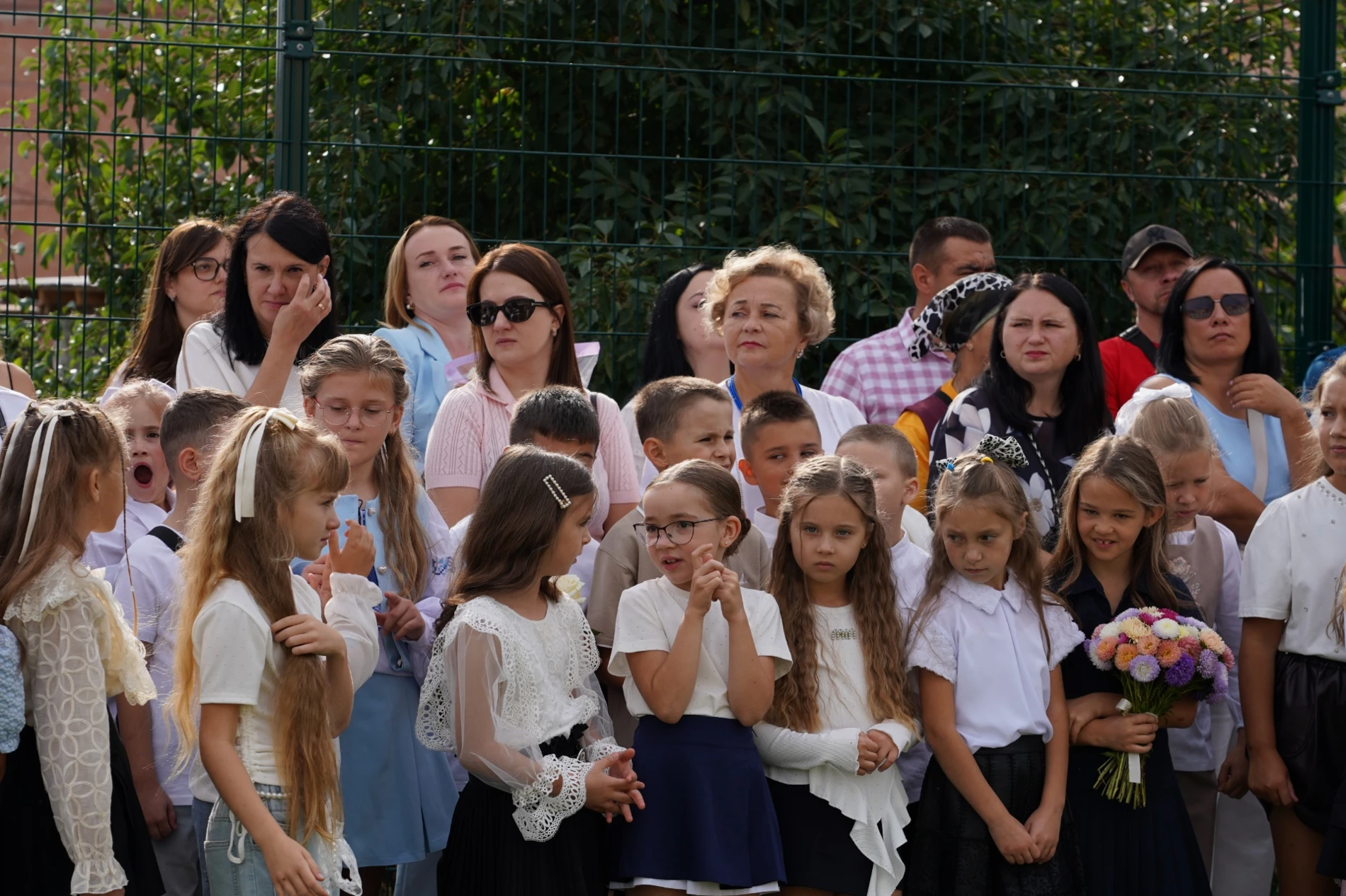 Перший дзвоник у школах Бара: святкові лінійки, безкоштовні обіди та освітні зміни