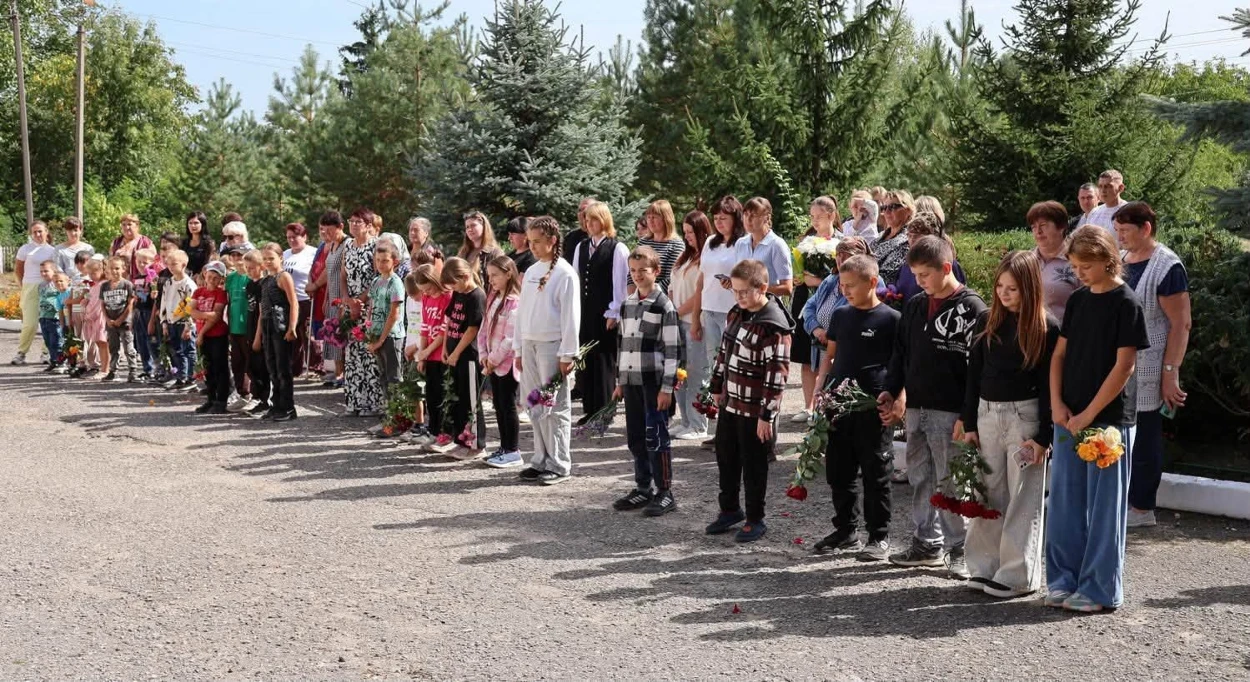 У Сеферівській гімназії відкрили цифрові меморіальні дошки Назару Буличу та Віктору Кавчуку