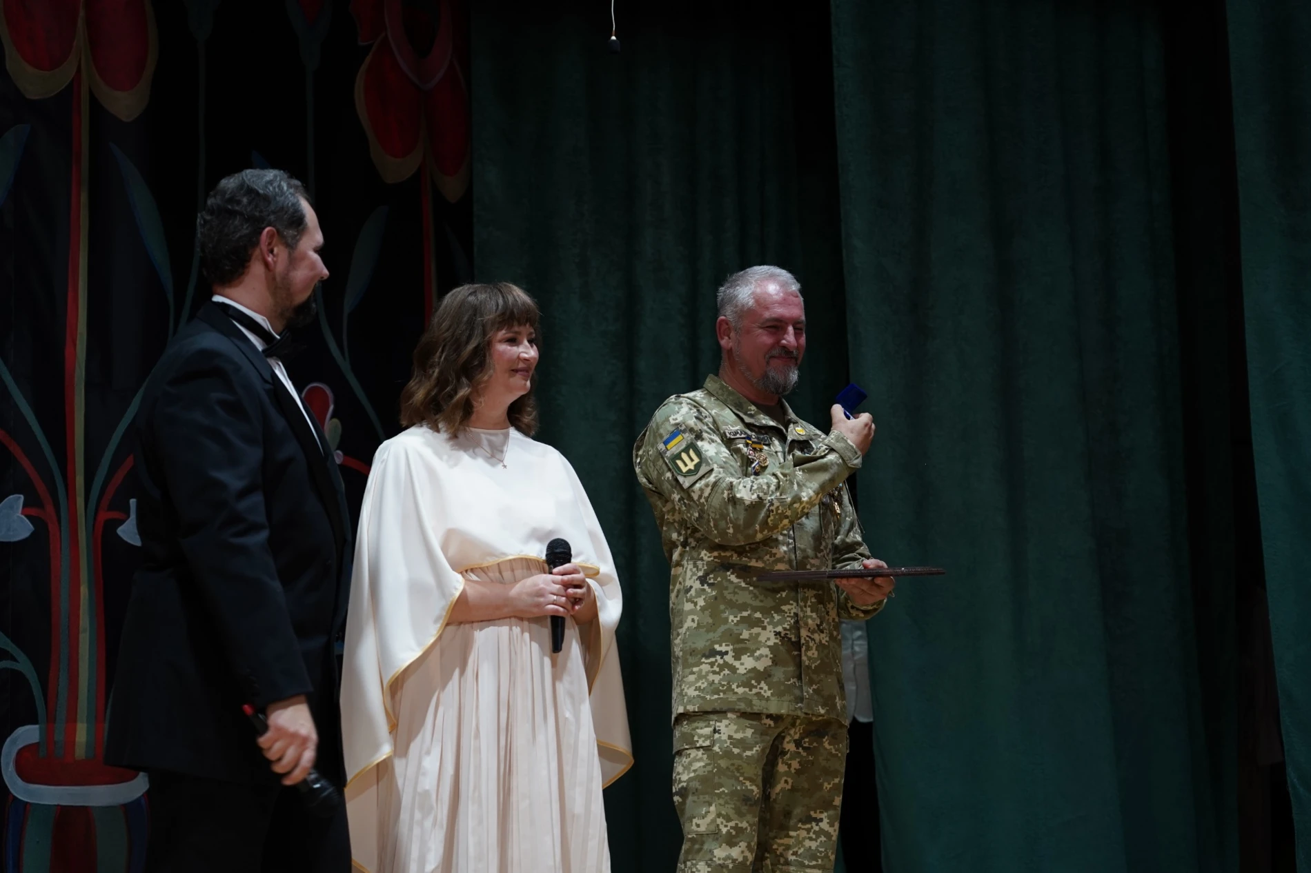 Вистави, гастролі, війна і нові прем'єри: якими були перші 10 років Барського МХАТу