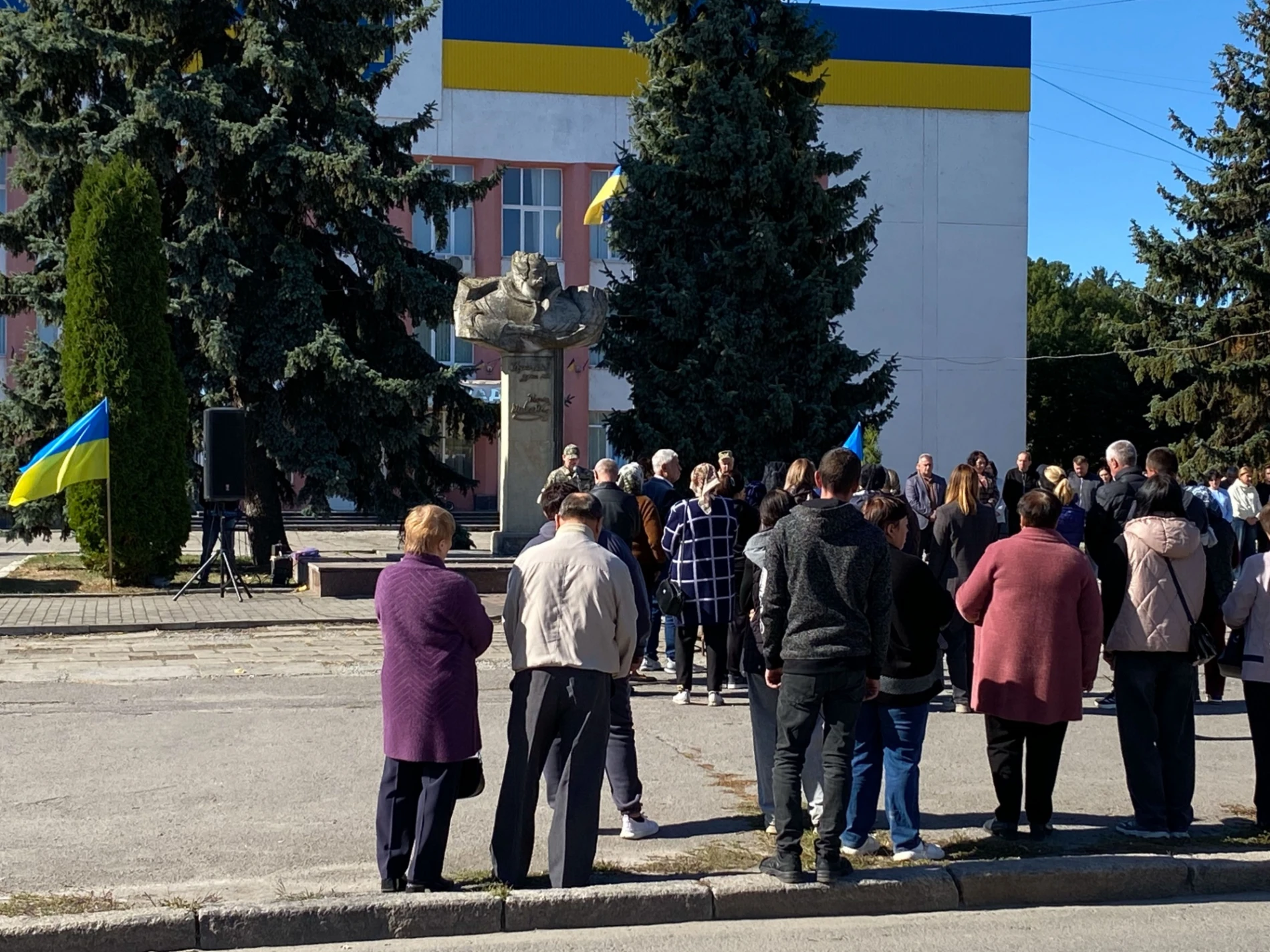 Барська громада попрощалася із Захисником Ярославом Мельніковим