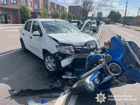 У м. Бар на одному перехресті за тиждень сталися дві ДТП: у другій травмувався водій мопеда