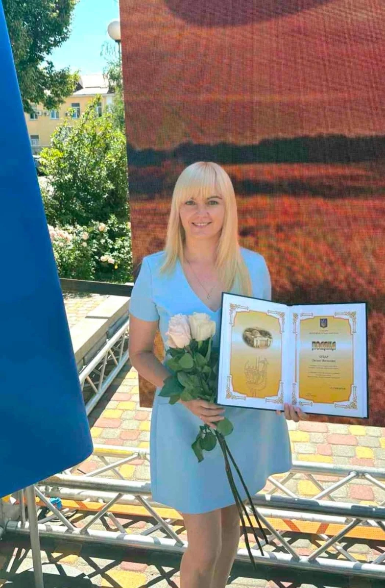 Керівницю ГО «Спільний шлях ЮА» Оксану Чубар відзначили Подякою Верховної Ради України