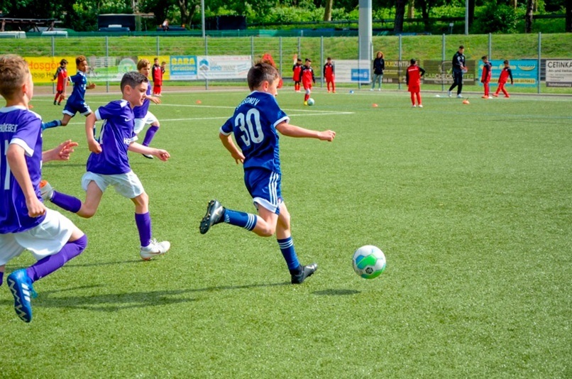 https://keeperia.com.ua/shhitki-futbolnye/