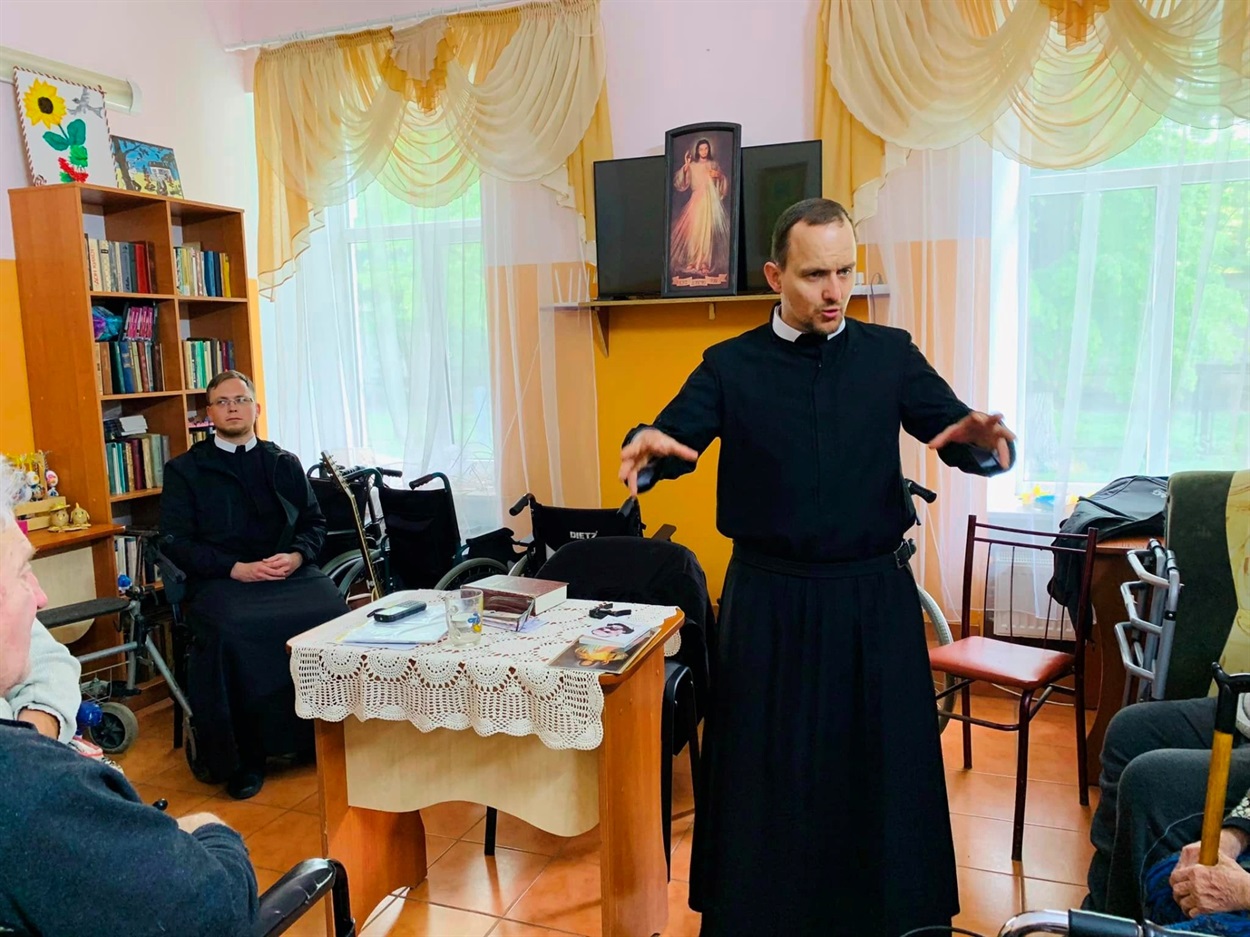 Диякон отець Пахомій 