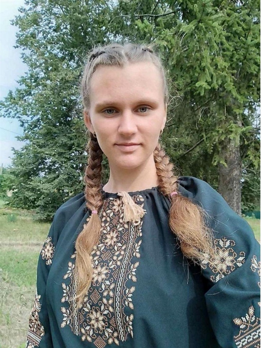 У Каришкові розшукують дівчину Олександру, яка вийшла з дому і не повернулася