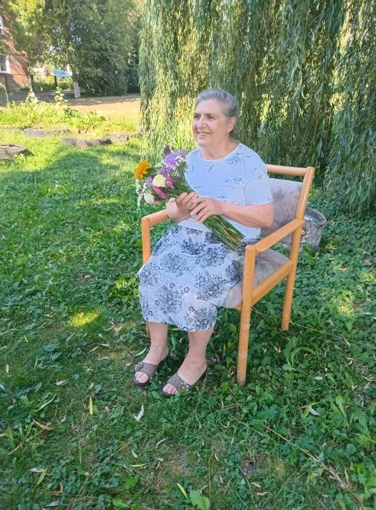 у центрі «Милосердя» провели б’юті-фотосесію для жінок елегантного віку