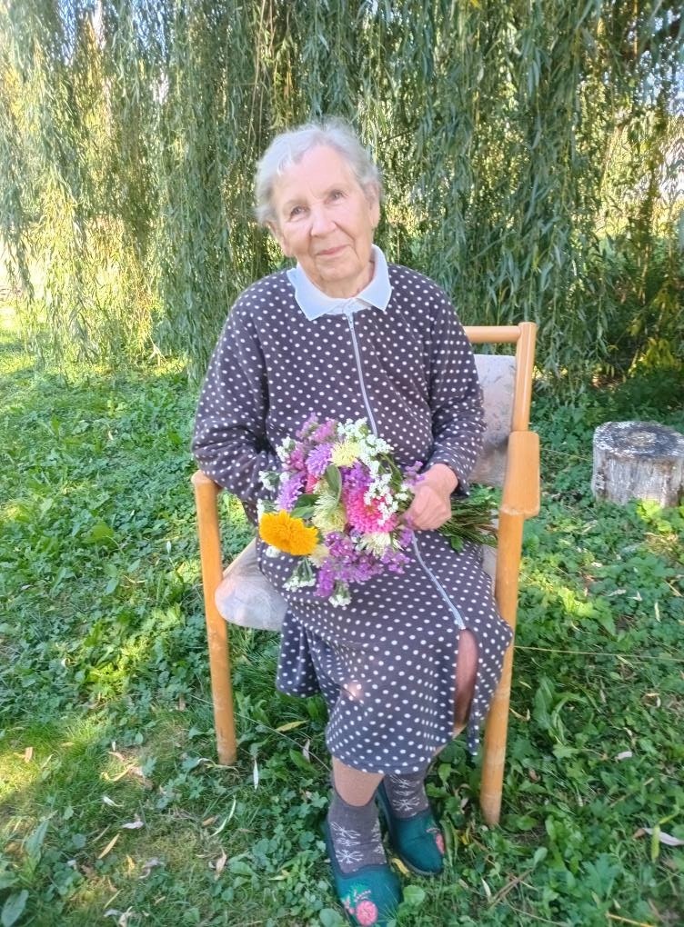 у центрі «Милосердя» провели б’юті-фотосесію для жінок елегантного віку