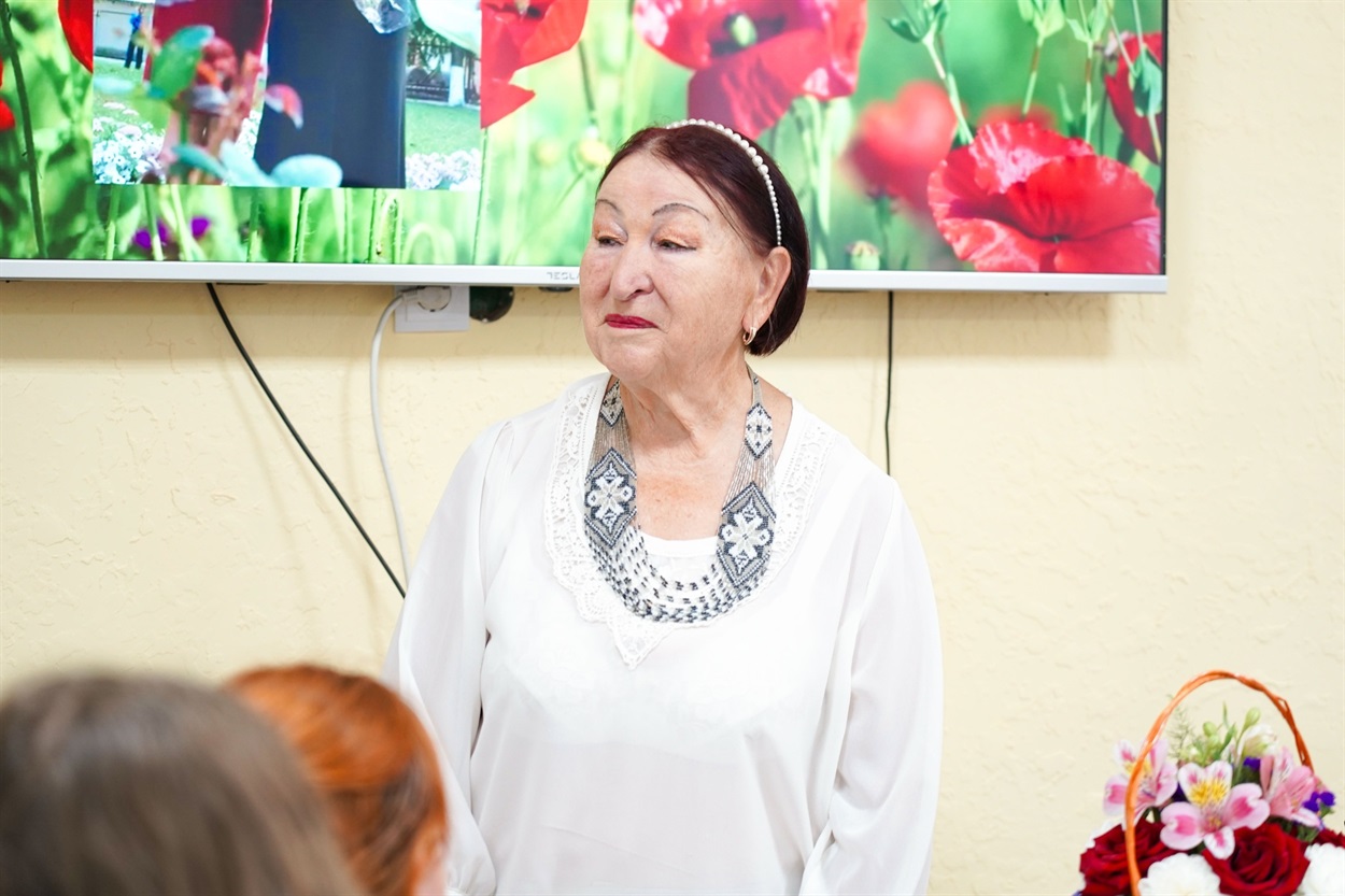 Ганна Дяченко 