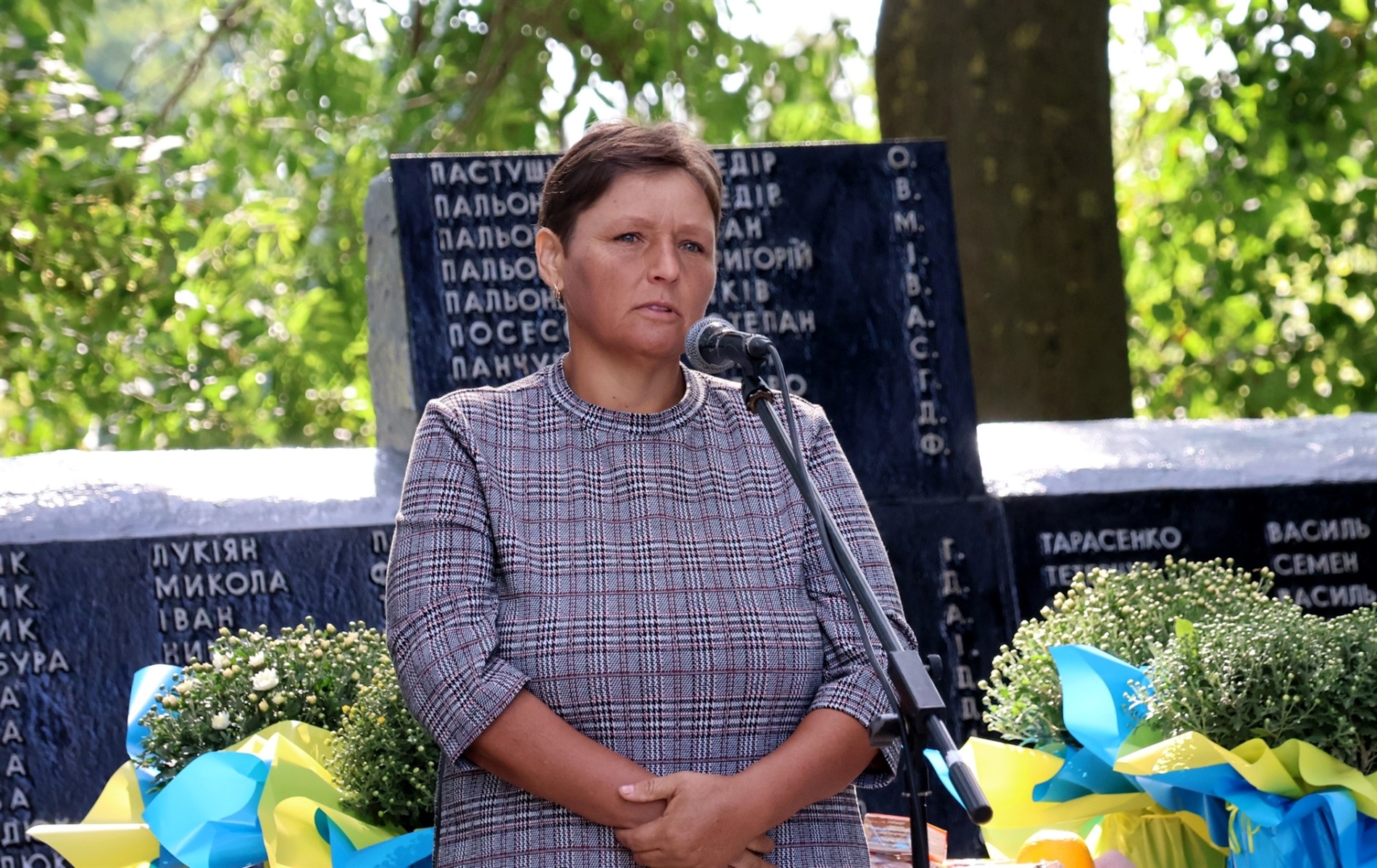 В Іванівцях Барської громади відкрили Алею Слави Героям