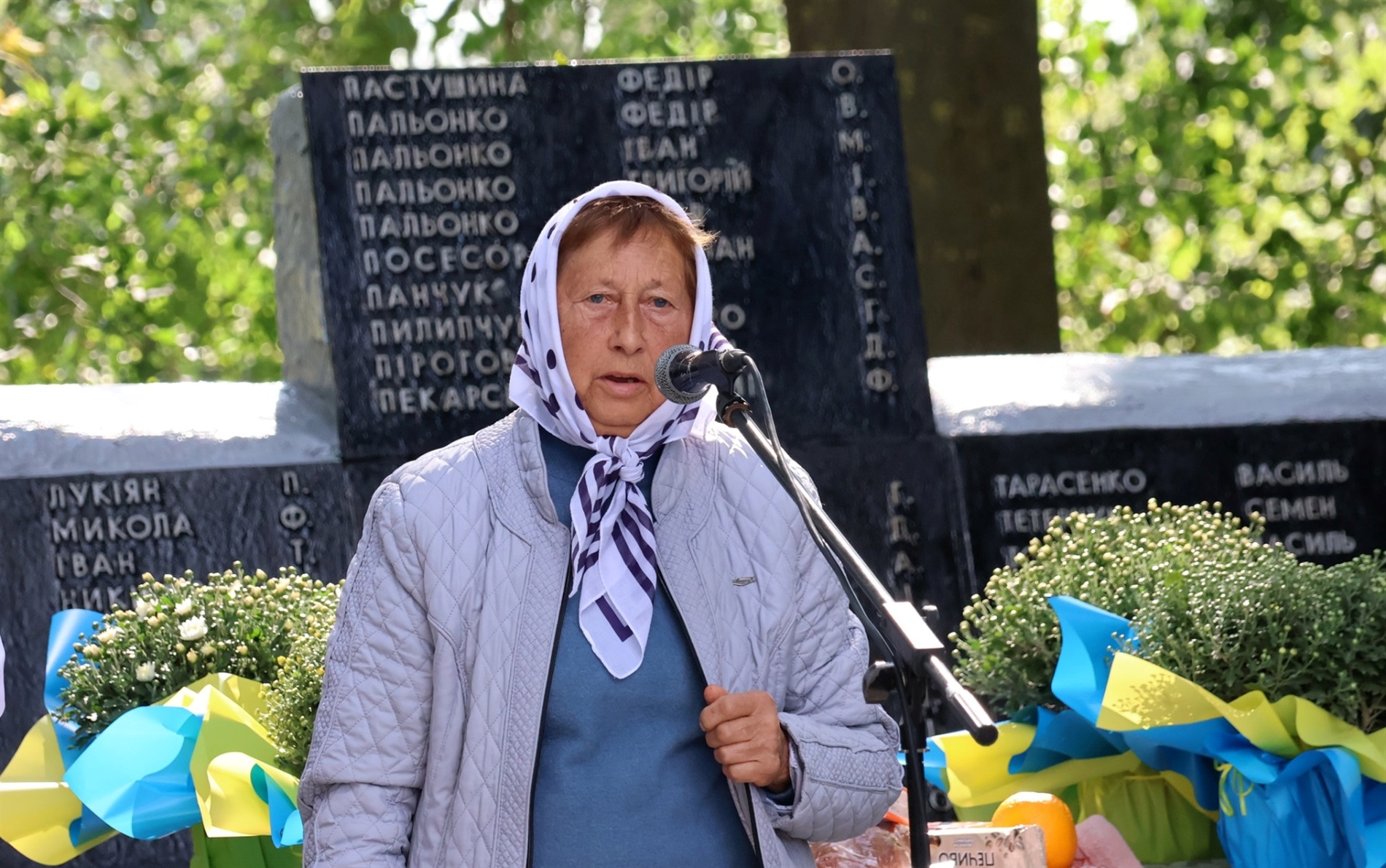 В Іванівцях Барської громади відкрили Алею Слави Героям