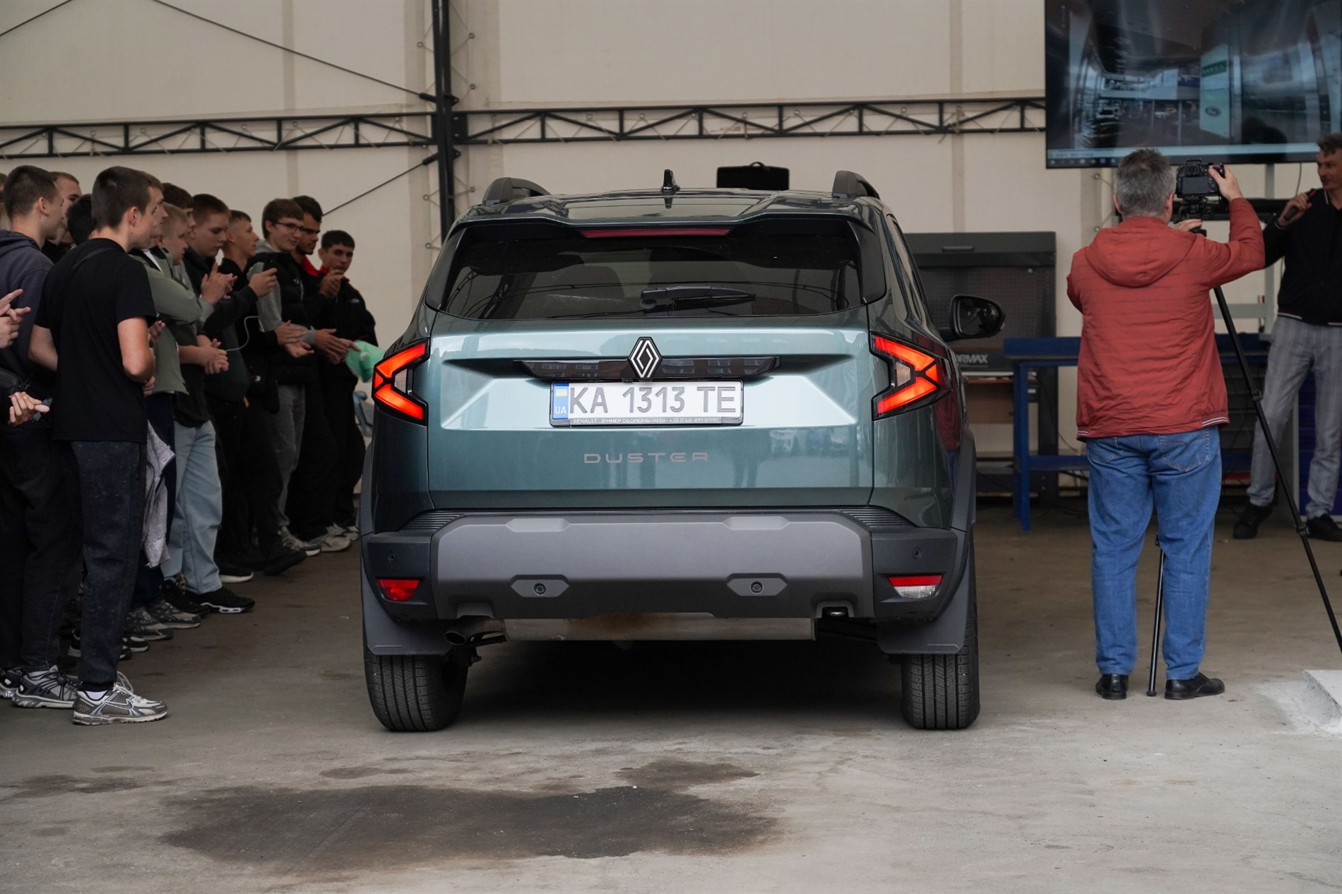 У Барському коледжі транспорту та будівництва презентували нові авто світових брендів