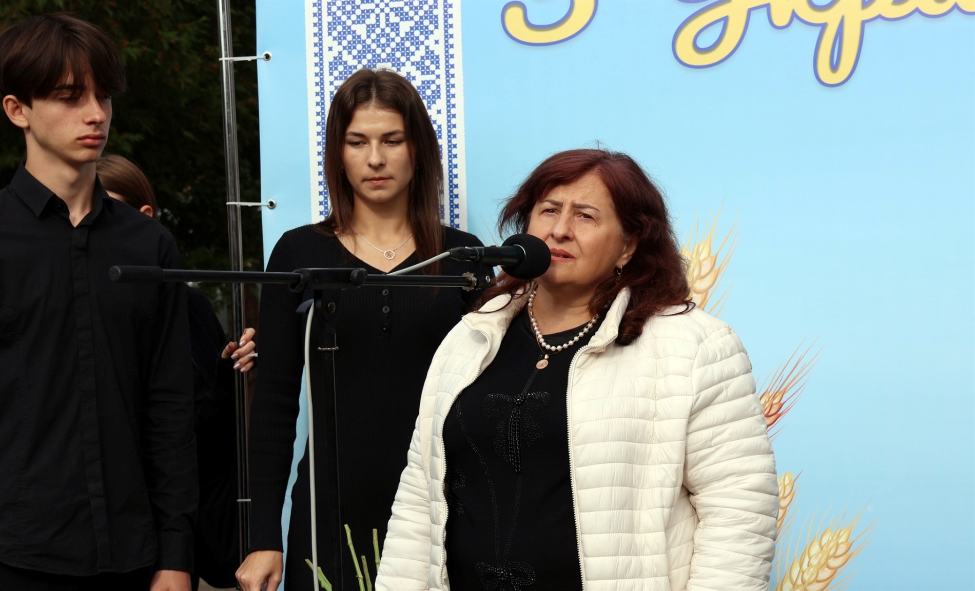 В Барі на території ліцею №2 відкрили меморіальну дошку Тадеушу Матвієнку