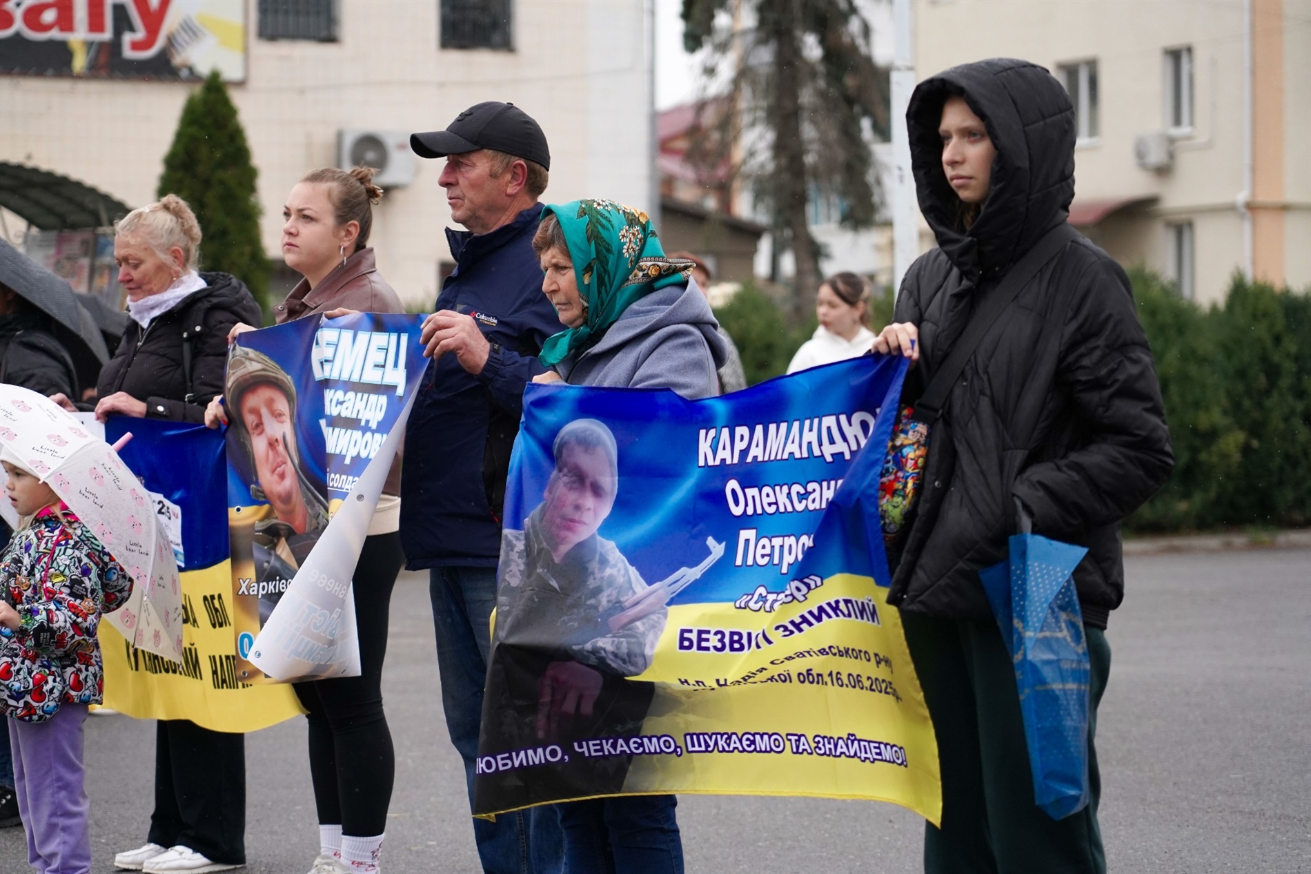 У Барі відбулася щомісячна акція на підтримку безвісти зниклих і полонених захисників