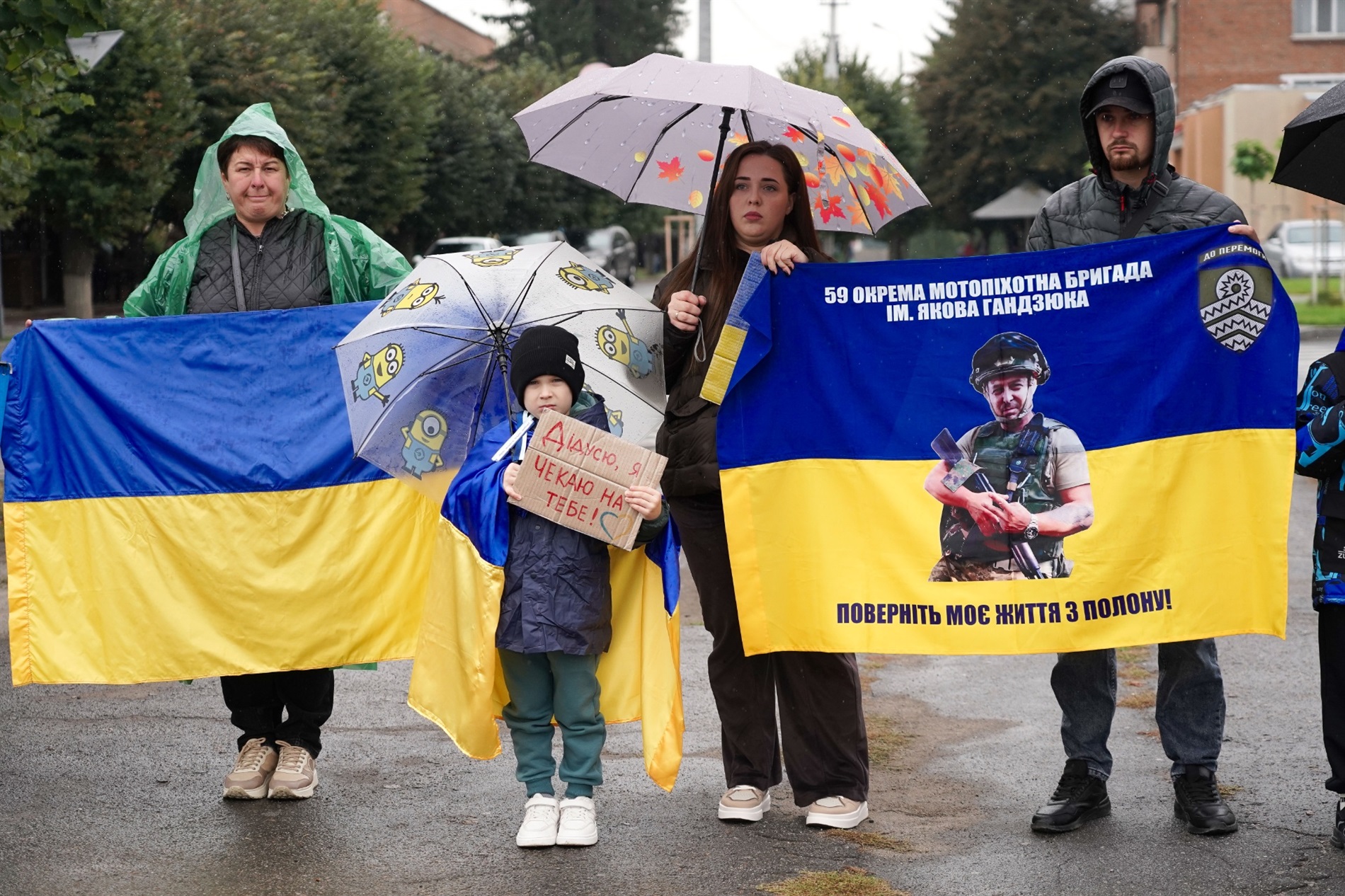 У Барі відбулася щомісячна акція на підтримку безвісти зниклих і полонених захисників
