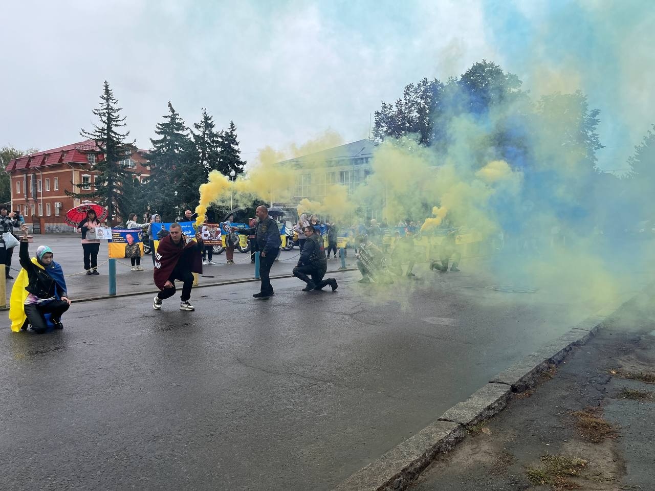 У Барі відбулася щомісячна акція на підтримку безвісти зниклих і полонених захисників