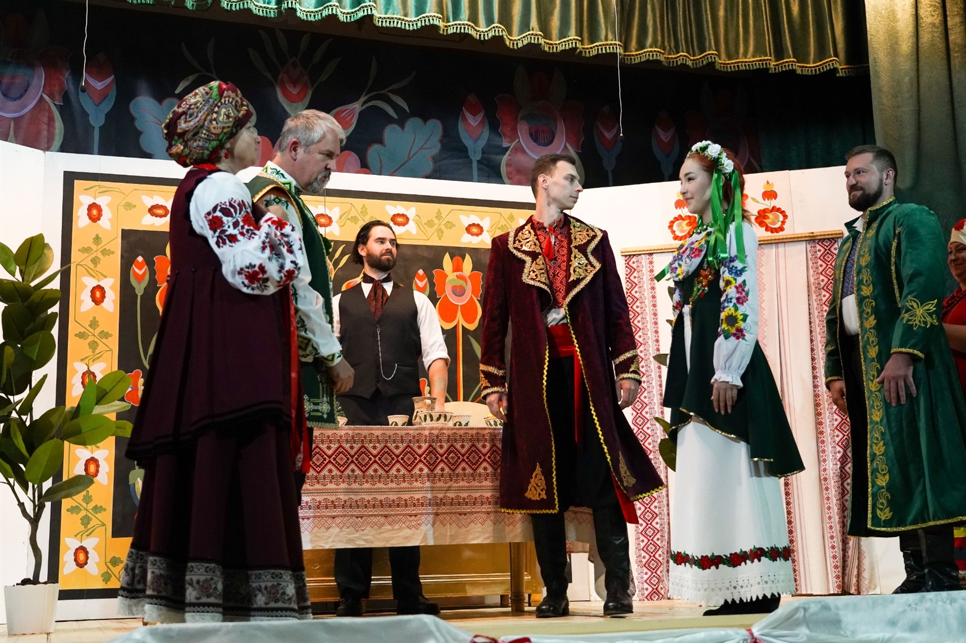 «Мартин Боруля» у Барі: прем’єра театральної постановки ветеранів зібрала аншлаг