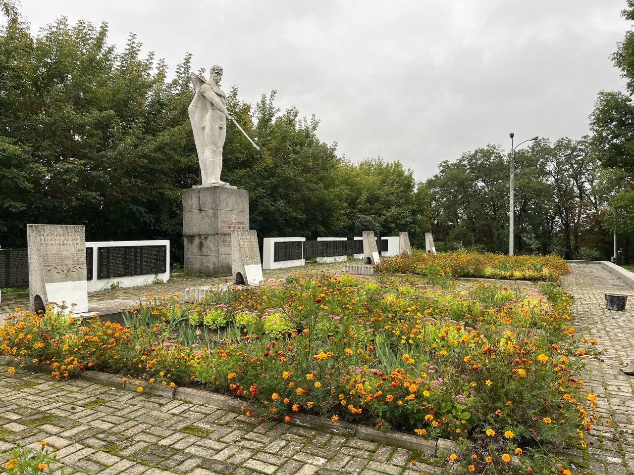 Будівництво в Барі: які роботи тривають у жовтні. Спортмайданчик, площа і пам'ятний знак