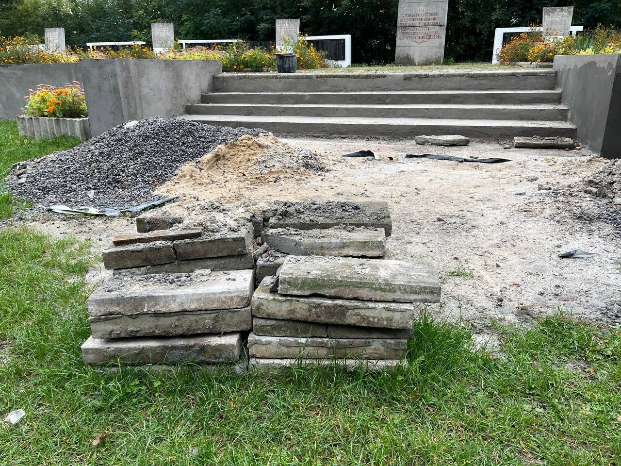 Будівництво в Барі: які роботи тривають у жовтні. Спортмайданчик, площа і пам'ятний знак