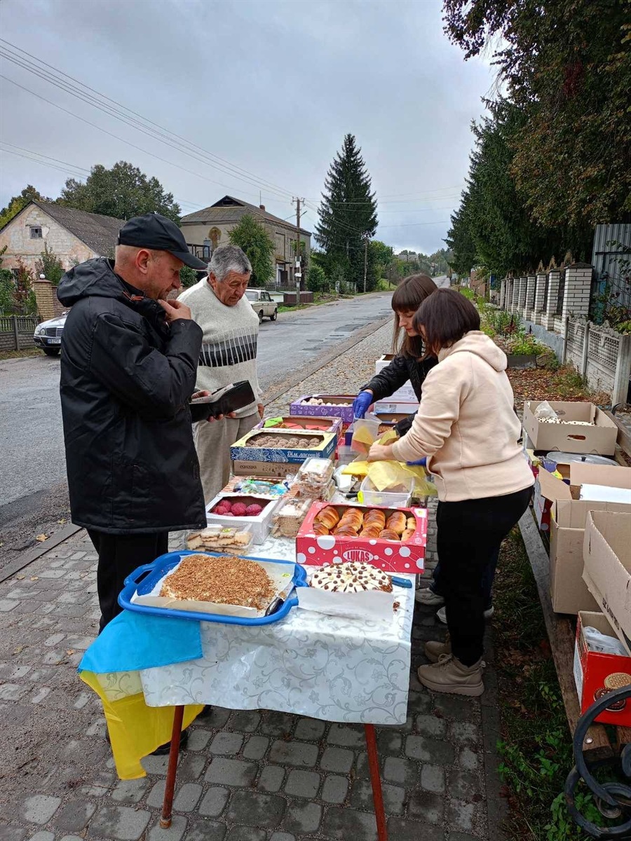 У Копайгороді волонтери зібрали понад 25 тисяч гривень для підтримки військових