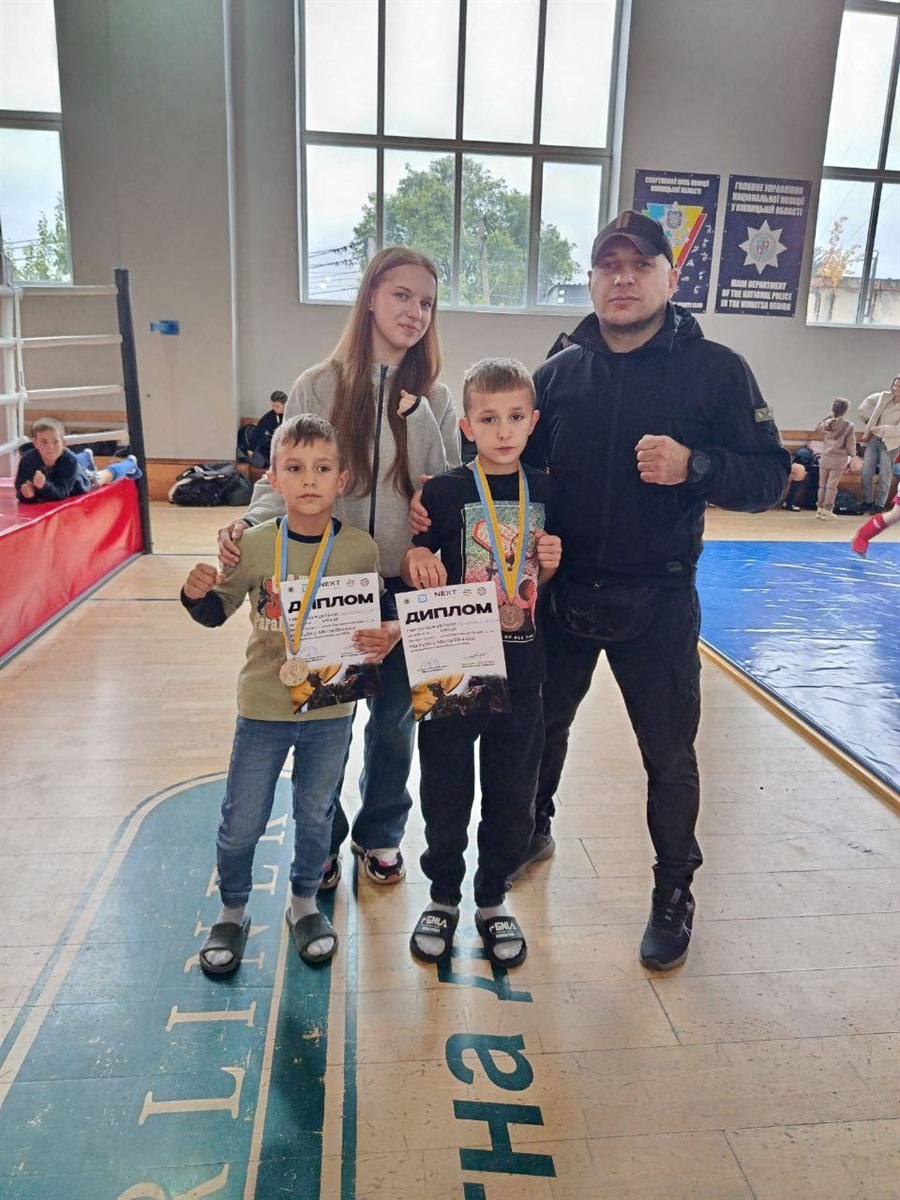 Чемпіонат Вінницької області зі змішаних єдиноборств: бійці СК «Барс» вибороли дев’ять медалей