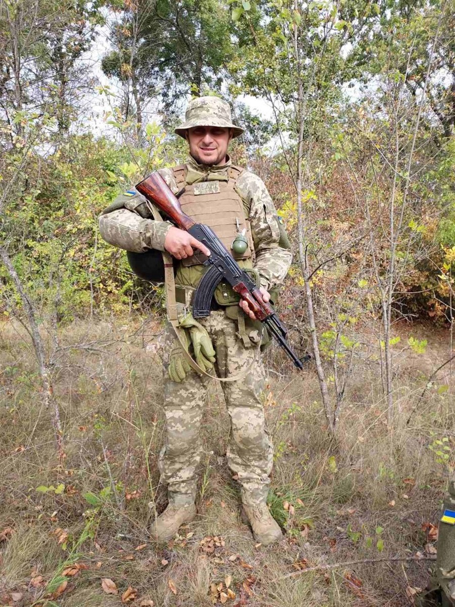 Пам'яті мужнього воїна, захисника та Героя з с. Іванівці Олександра Мельника