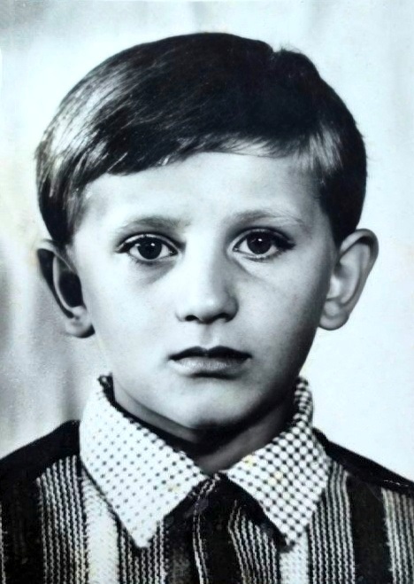 Пам'яті мужнього воїна, захисника та Героя Віктора Якимчука з села Ходаки Барської громади