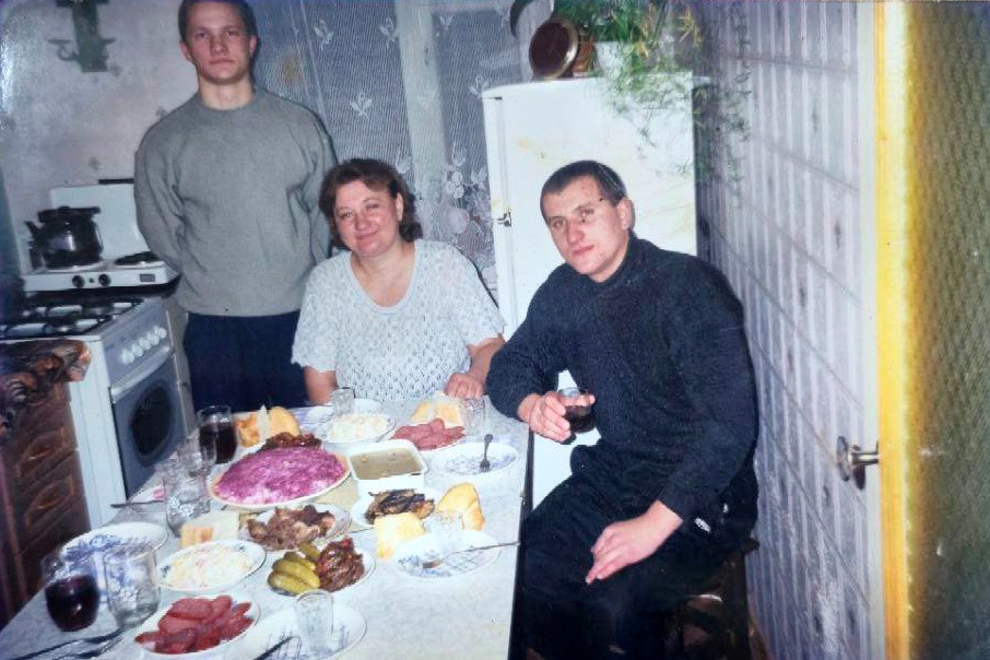 Пам'яті мужнього воїна, захисника та Героя Віктора Якимчука з села Ходаки Барської громади