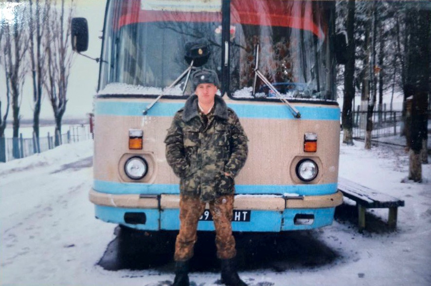 Пам'яті мужнього воїна, захисника та Героя Віктора Якимчука з села Ходаки Барської громади