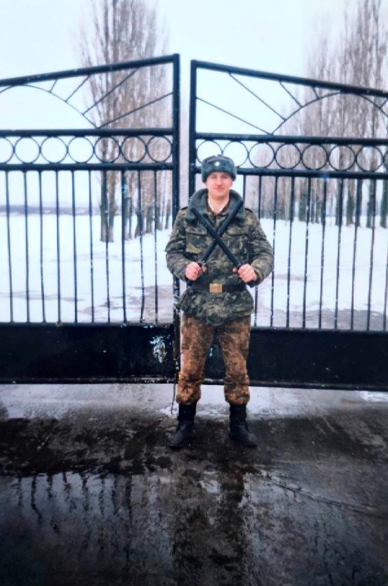 Пам'яті мужнього воїна, захисника та Героя Віктора Якимчука з села Ходаки Барської громади