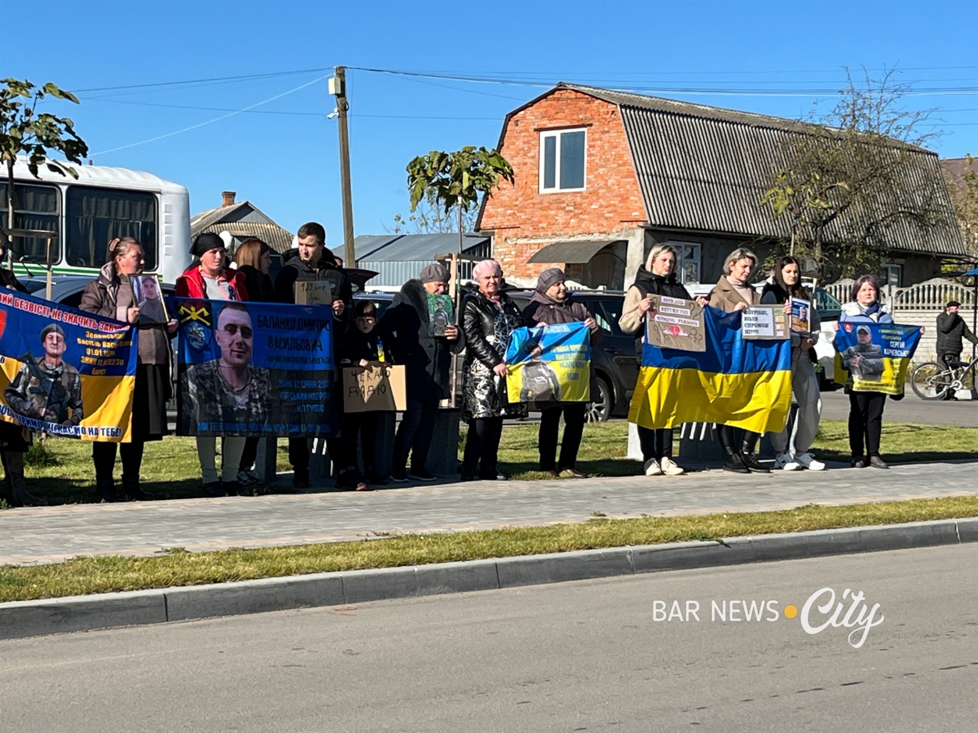 У Барі відбулася акція на підтримку безвісти зниклих і полонених захисників