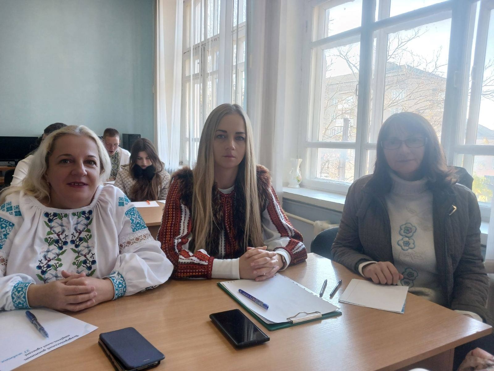 Барчани написали радіодиктант національної єдності. Де ще раз прослухати і куди здавати роботи