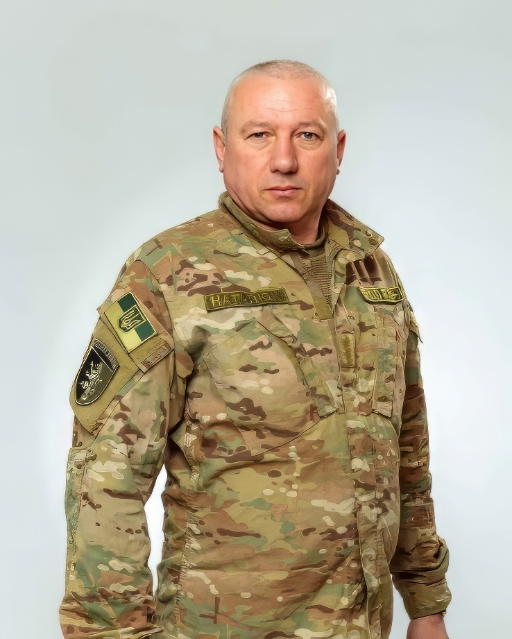 У Барському ліцеї №3 відкрили меморіальну дошку Герою Ігорю Наталюку