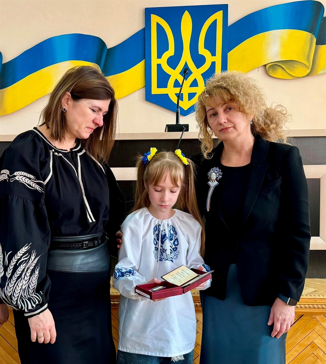 У Жмеринці родинам загиблих Героїв з Барської та Копайгородської громад вручили державні нагороди